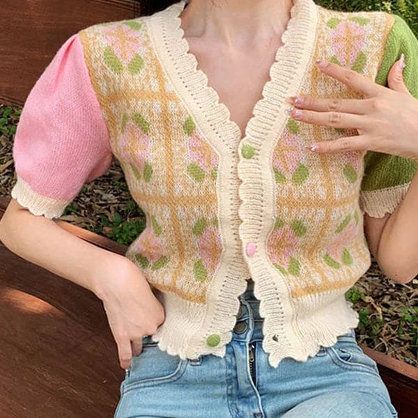 Sweet Floral Knit Top - Free Size / Pastel - Tops