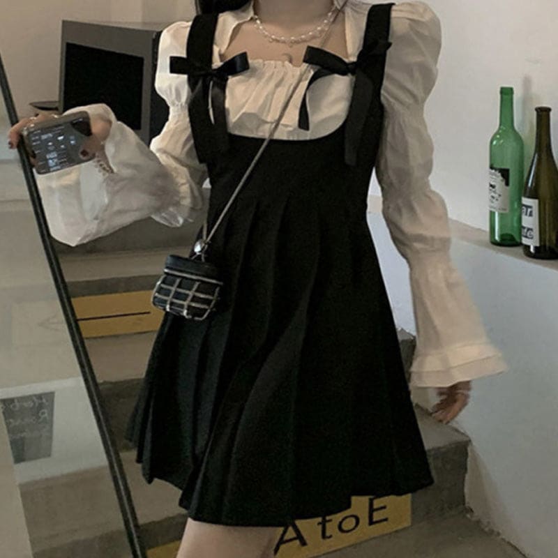 Sweet Square Collar Puff Sleeve Shirt Pleated Suspender