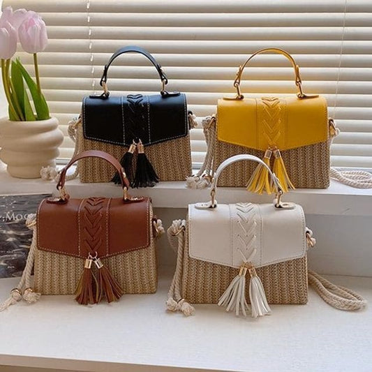 Tassel Detail Straw Flap Crossbody Bag