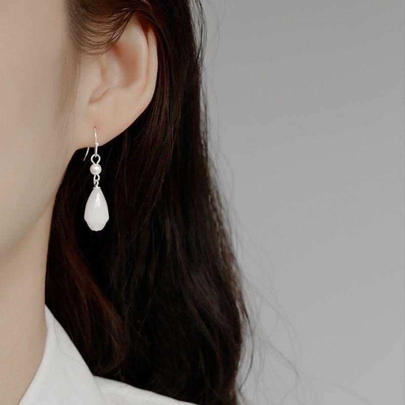 Tear Shape Drop Earring