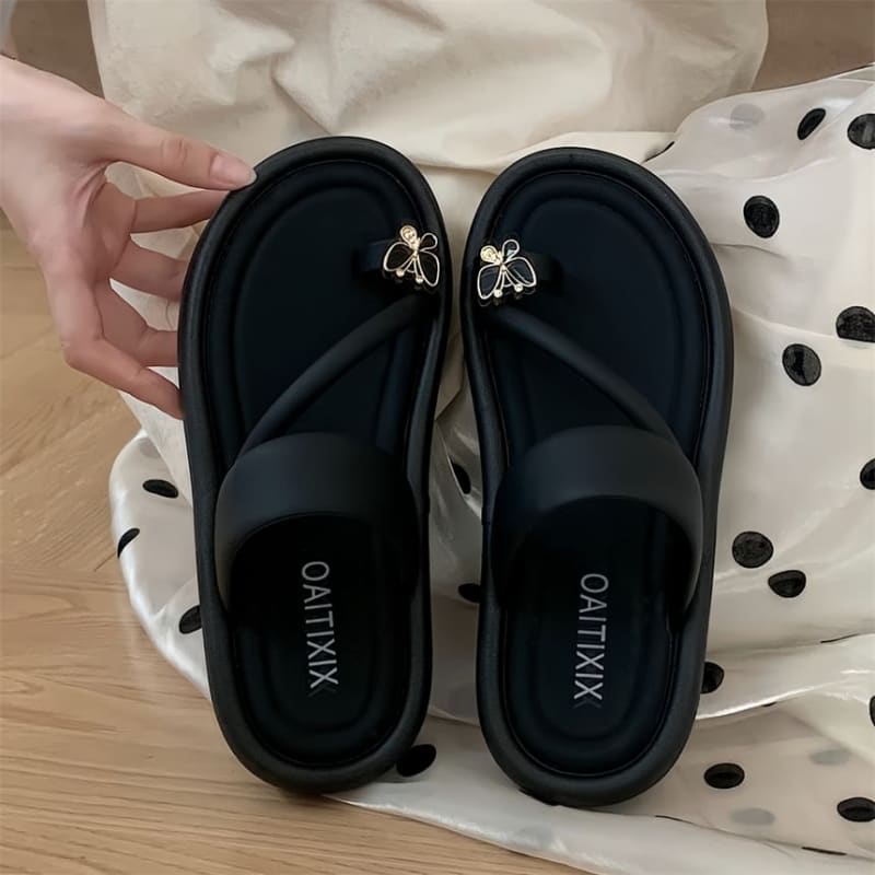 Toe Loop Slide Sandals