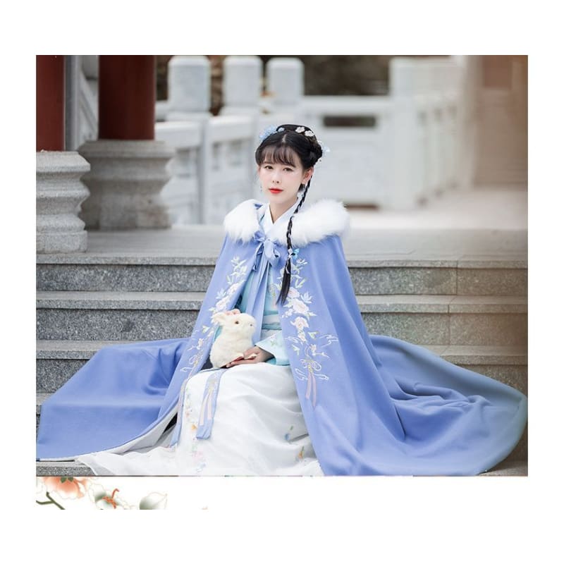 Traditional Chinese Fluffy Cape / Long