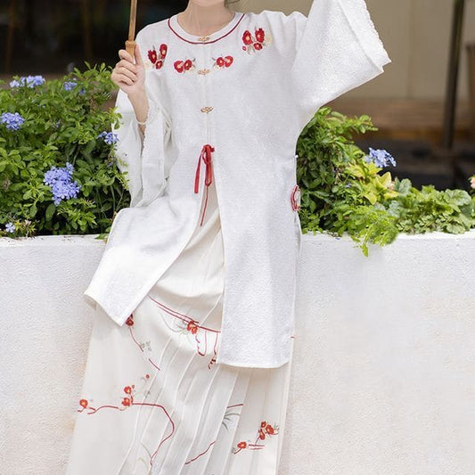 Traditional Chinese Long-Sleeve Crew Neck Embroidered