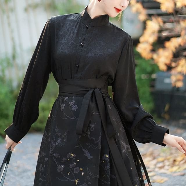 Traditional Chinese Long-Sleeve Stand Collar Plain Floral