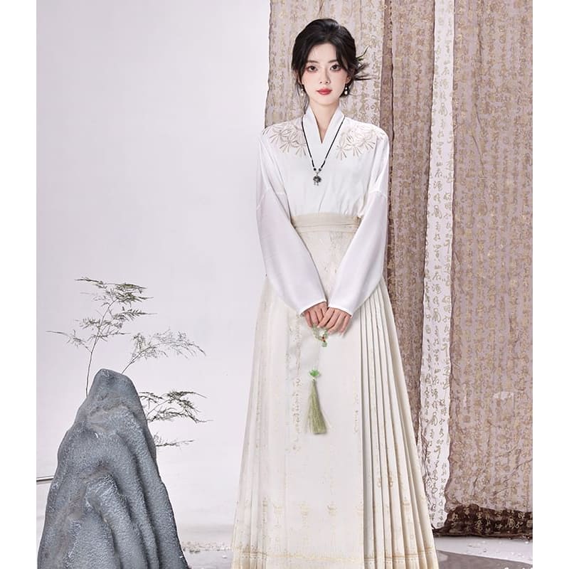 Traditional Chinese Long-Sleeve Top / Pleated Maxi A-Line