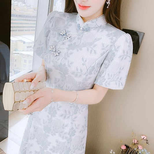 Traditional Chinese Short-Sleeve Stand Collar Faux Pearl