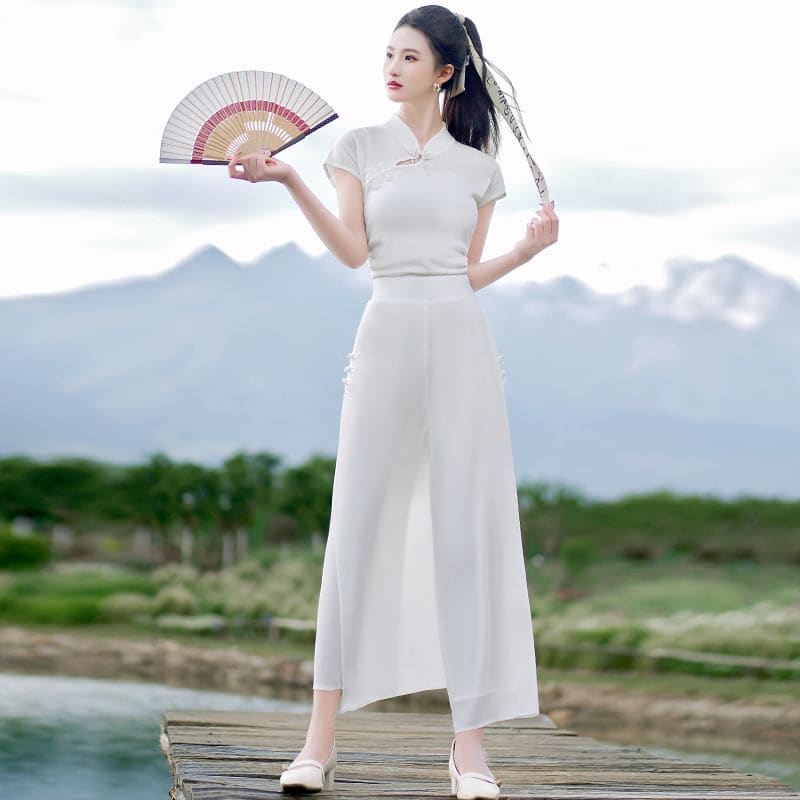 Traditional Chinese Short-Sleeve Stand Collar Plain Cutout