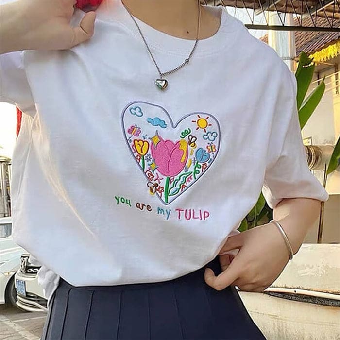 Tulip Embroidery Heart T-Shirt - T-Shirts