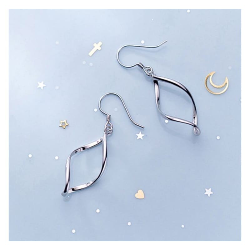 Twisted Drop Earring