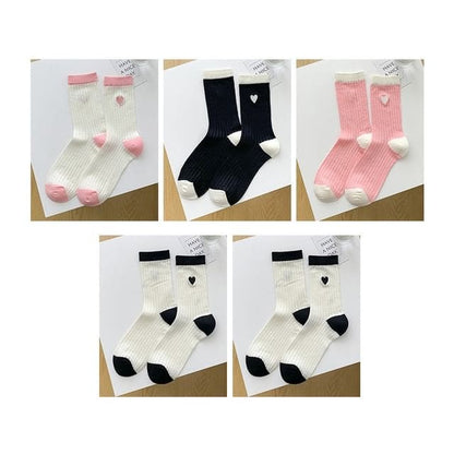 Two Tone Crew Socks Set - 02 - 5 Pair - Black & White &