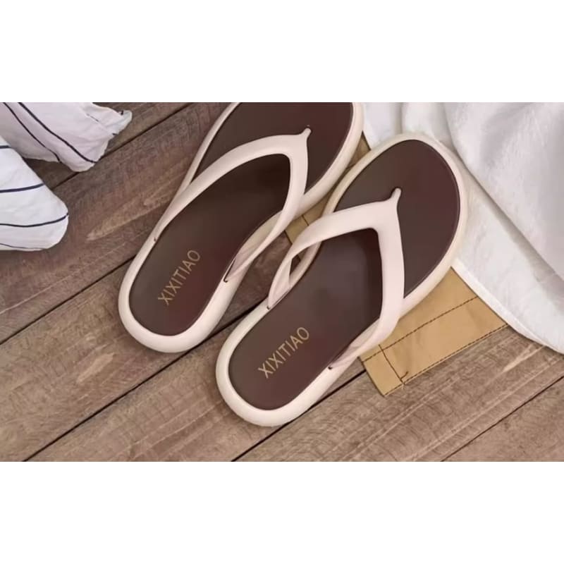 Two Tone Flip-Flops