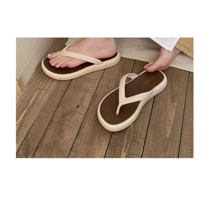 Two Tone Flip-Flops