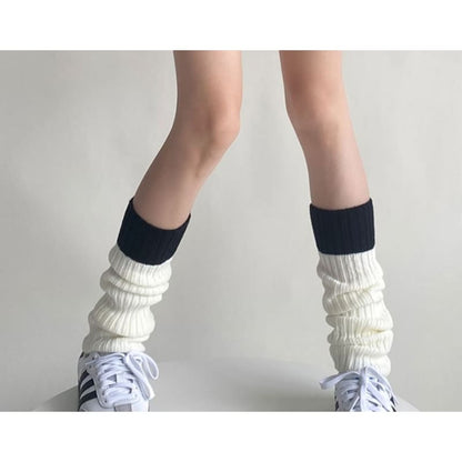 Two-Tone Ribbed Knit Socks / Set