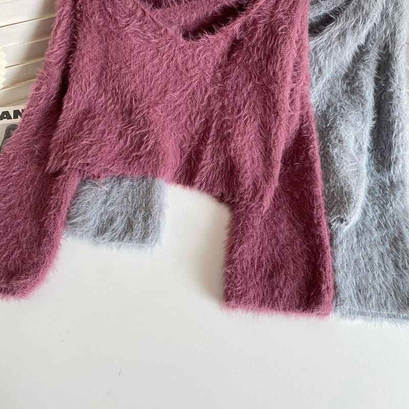 V-Neck Plain Cutout Cropped Sweater