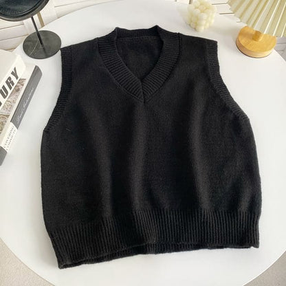 V-Neck Plain Sweater Vest - Black / One Size