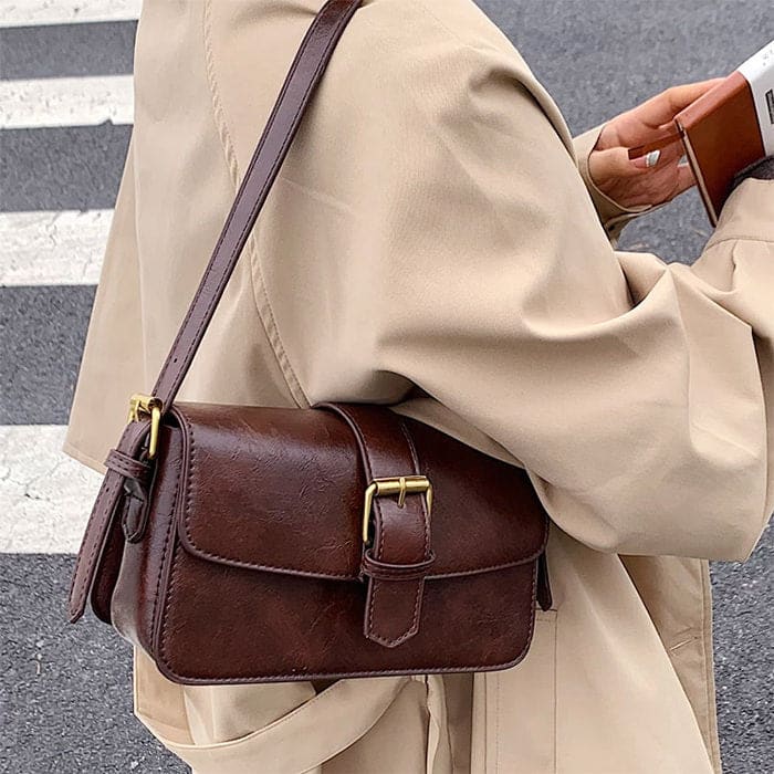 Vintage Elegant Shoulder Bag - Standart / Brown - Handbags