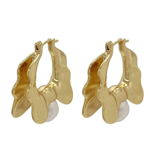 Vintage Pearl Wavy Earrings - Standart / Gold - earrings