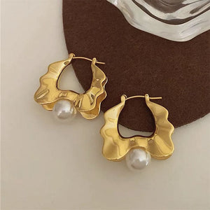 Vintage Pearl Wavy Earrings - Standart / Gold - earrings