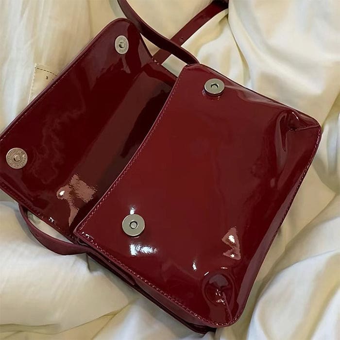 Vintage Red Lacquered Bag - Standart / Red - Handbags