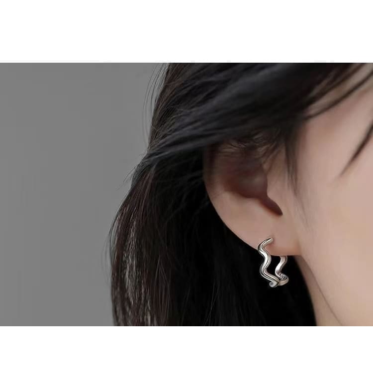 Wavy Alloy Hoop Earring