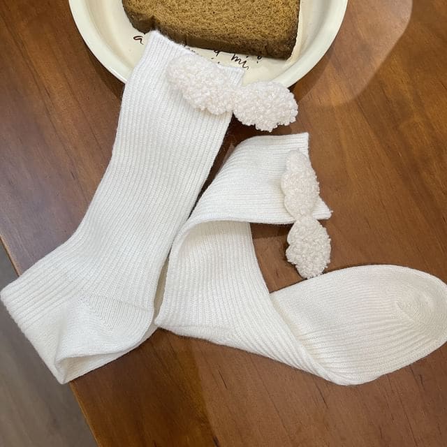 Wing Accent Socks - White / One Size