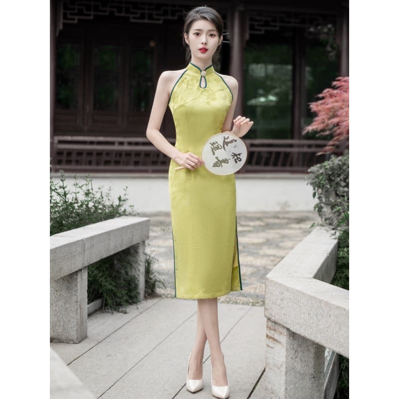 Yellow Floral Cheongsam - S - Female Hanfu