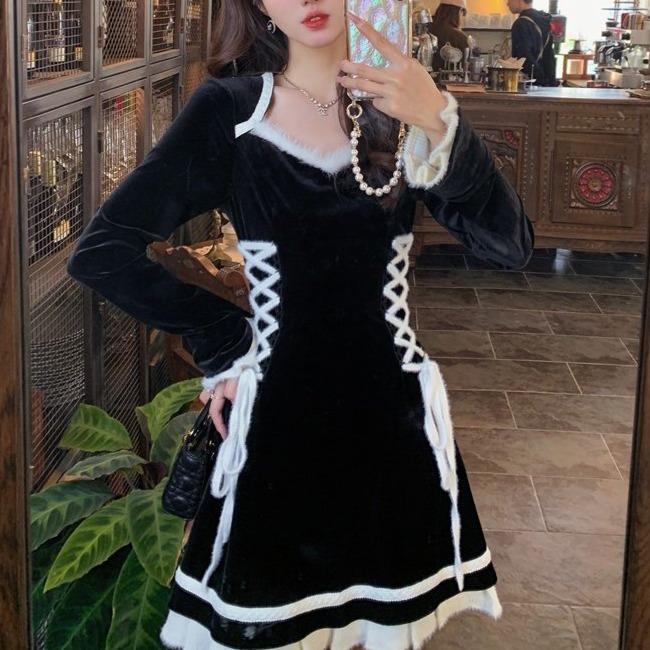Elegant Vintage Black Velvet Dress MM2262