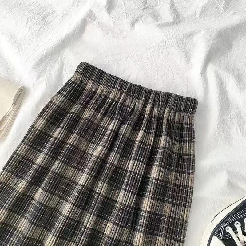 Autumn Winter - Long Pleated Plaid Skirt Women - Skirt