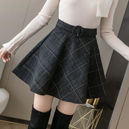 Bellflower - Short Pleated Belt Skort - Skirt