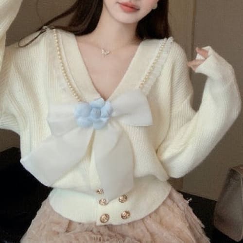 Big Bow Lady Sweater Cardigan - White / S - Cardigan