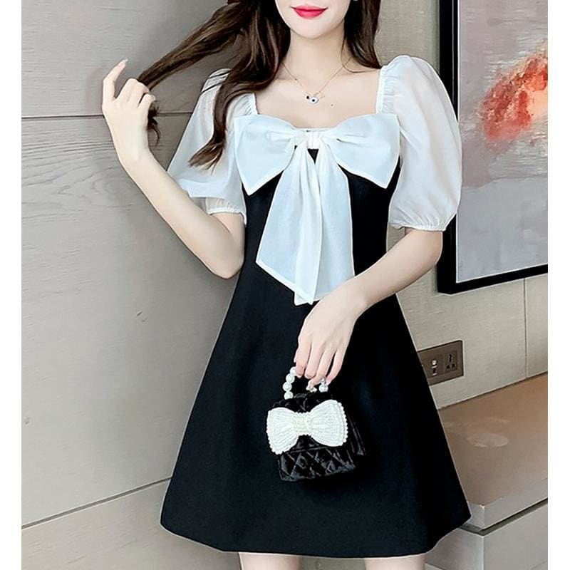 Black And White Contrast Bow Puff Sleeve Mini Dress