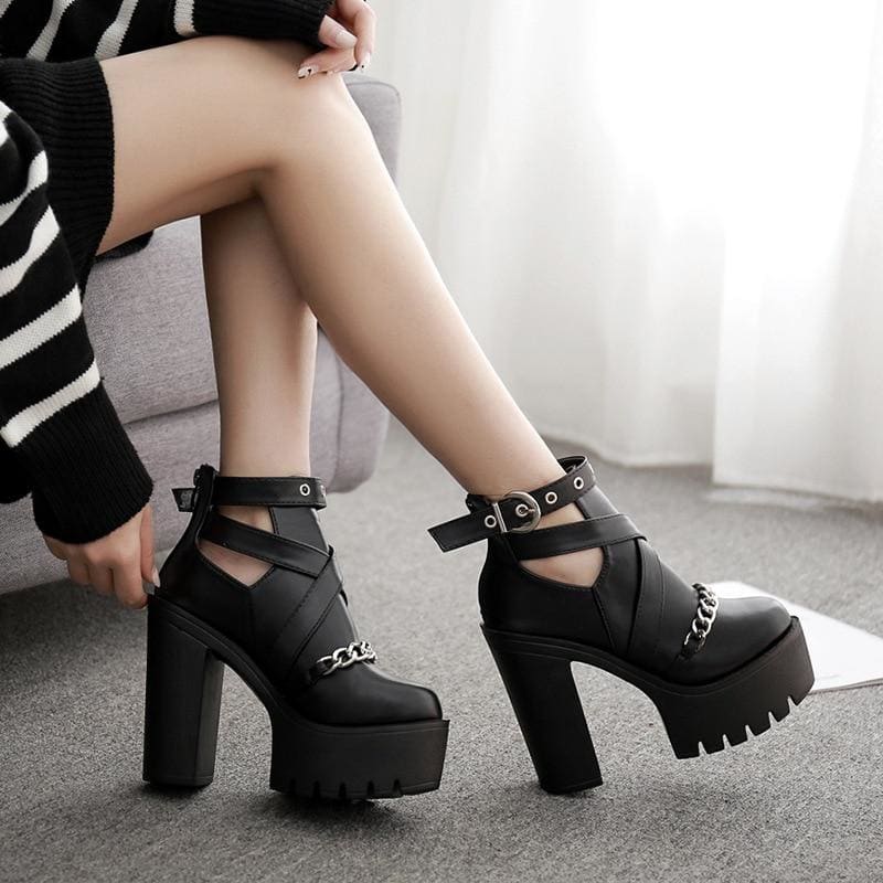 Black Gothic Buckle Round Toe Chain Platform Boots MK15114 - KawaiiMoriStore