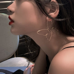 Chic Artsy Butterfly Silhouette Hoop Earrings MM0968 - KawaiiMoriStore