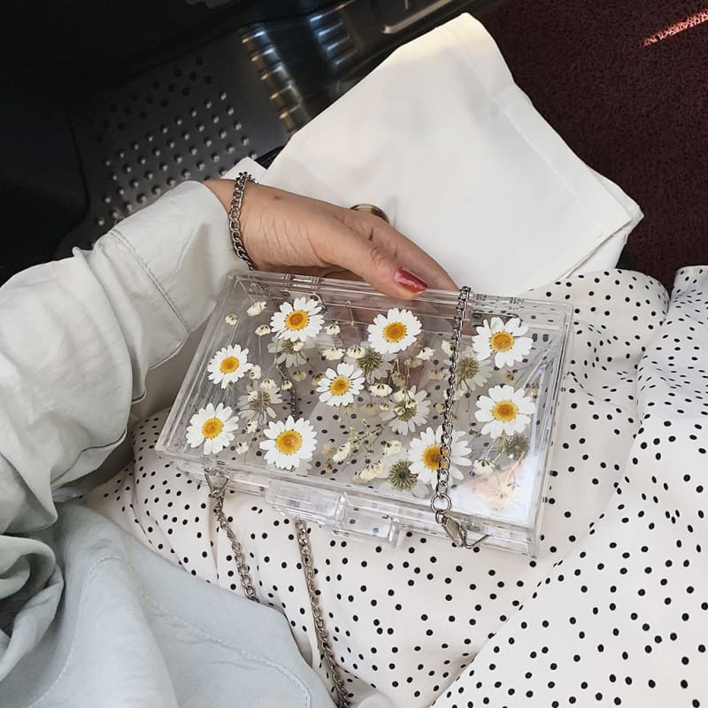 Daisy Dream Aesthetic Acrylic Clutch Bag - White