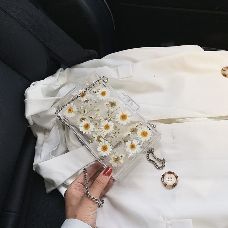 Daisy Dream Aesthetic Acrylic Clutch Bag - White