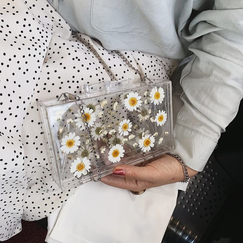 Daisy Dream Aesthetic Acrylic Clutch Bag - White