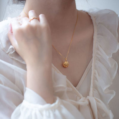 Gold Shell Charm Necklace - As photo - necklace