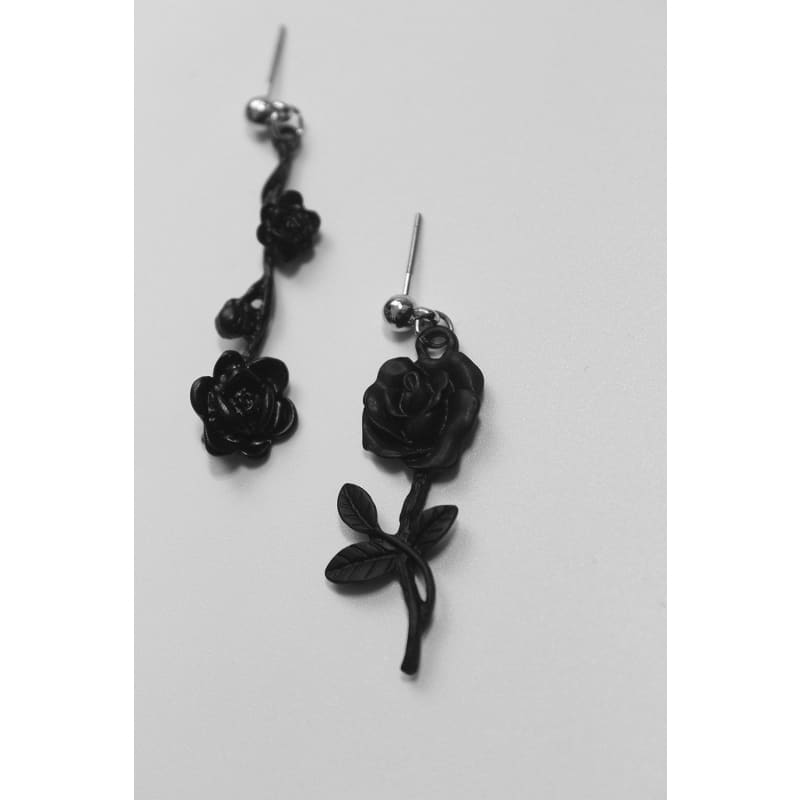 Gothic Black Rose Earrings MM0702 - KawaiiMoriStore