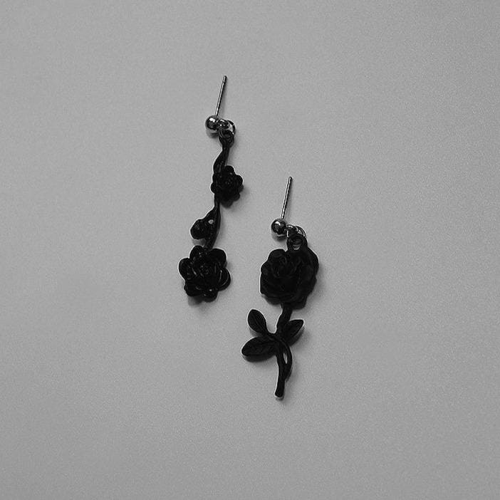 Gothic Black Rose Earrings MM0702 - KawaiiMoriStore