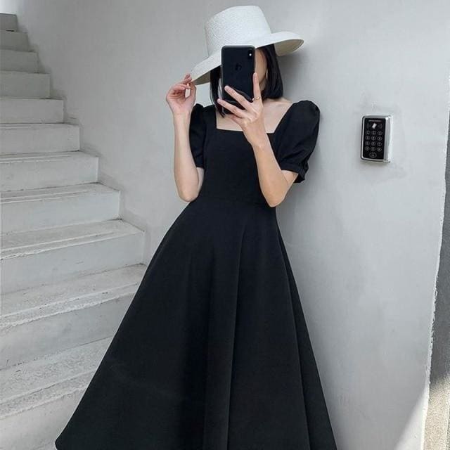 Harper - Elegant Puff Sleeve Dress - Dress