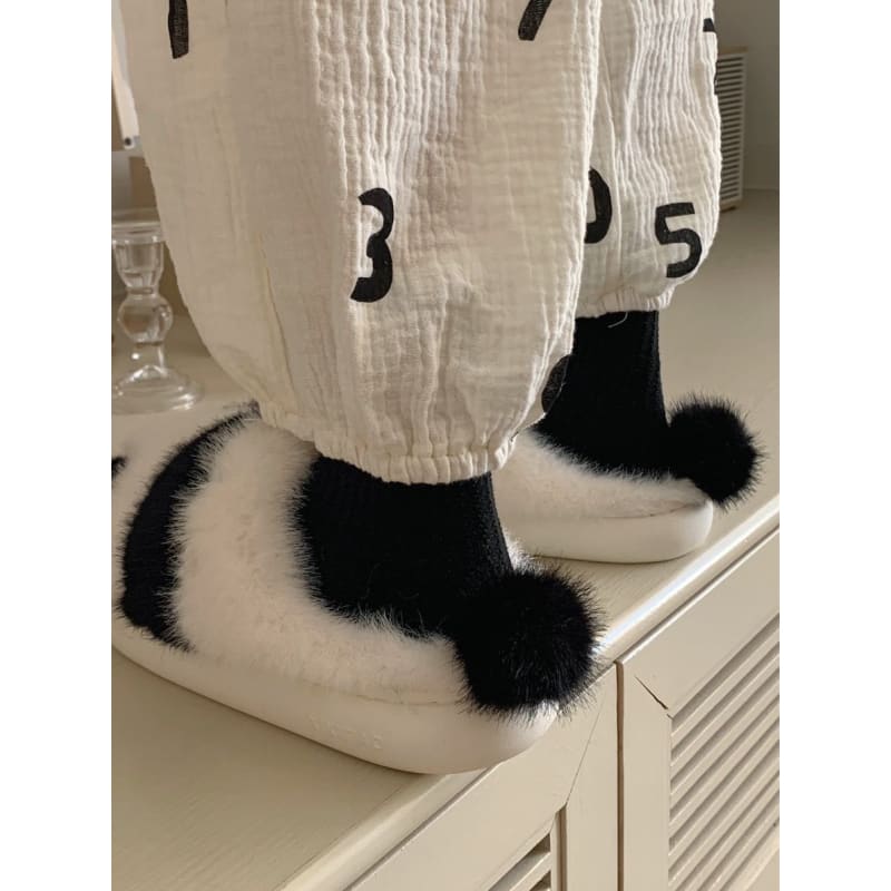 Kawaii Fleece Panda Home Slippers ME53 - slippers