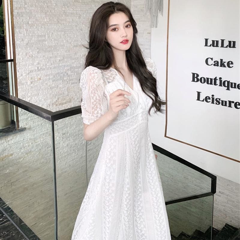 Lace Bubble Sleeve Midi Dress