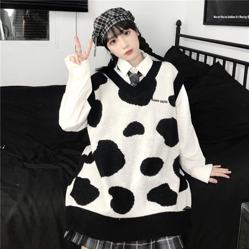 Playful Cute Cow Pattern Sweater Vest MK15850 - KawaiiMoriStore