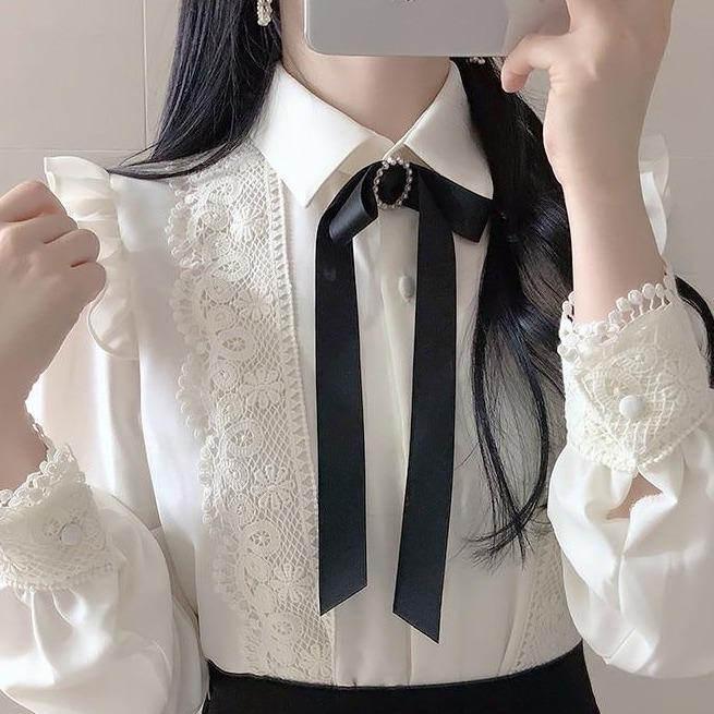 Fashion Ruffled Single Breasted Button White Blouse MK16134