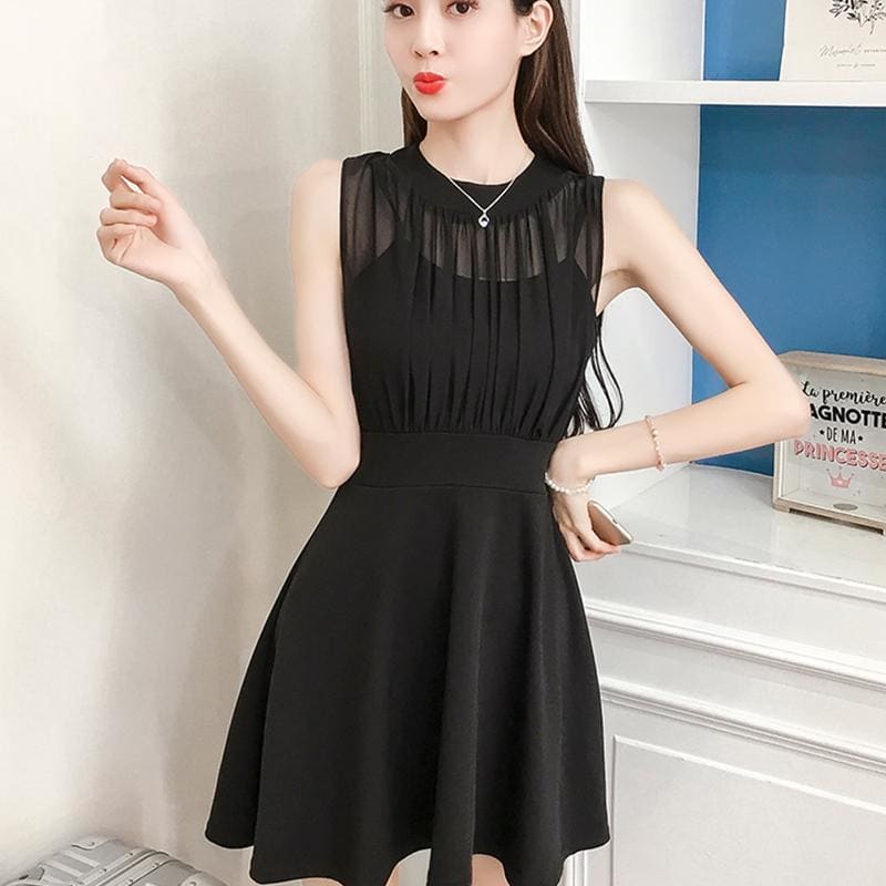 Round Neck Lace Sleeveless Waist Mini Dress