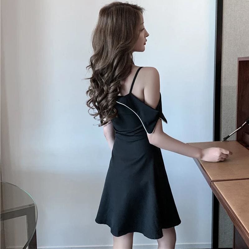 Single-Breasted Mini Dress With Straps