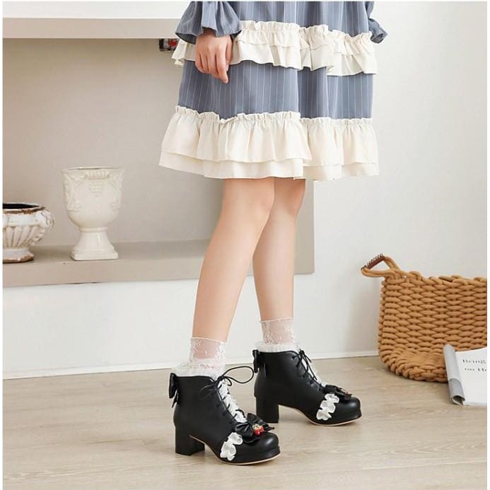 Strawberry Sweetheart Lolita Bows Lace-up Martin Boots MK15256 - KawaiiMoriStore