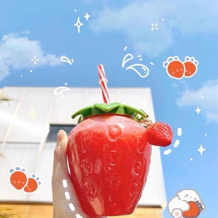 Summer Strawberry Plastic Cute Bottle MK16034 - KawaiiMoriStore