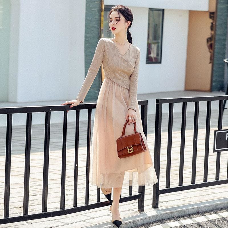 V-neck Mesh Stitching Midi Dress