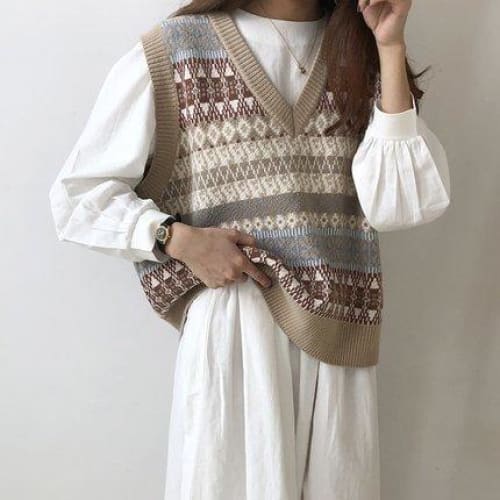 You - Vintage V-neck Knitted Vest - vest